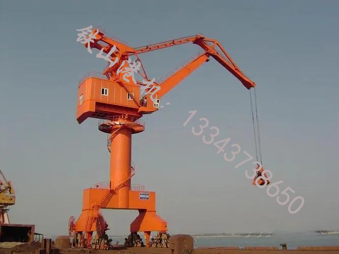 湖南常德門(mén)座式起重機廠(chǎng)家操縱起重機注意事項