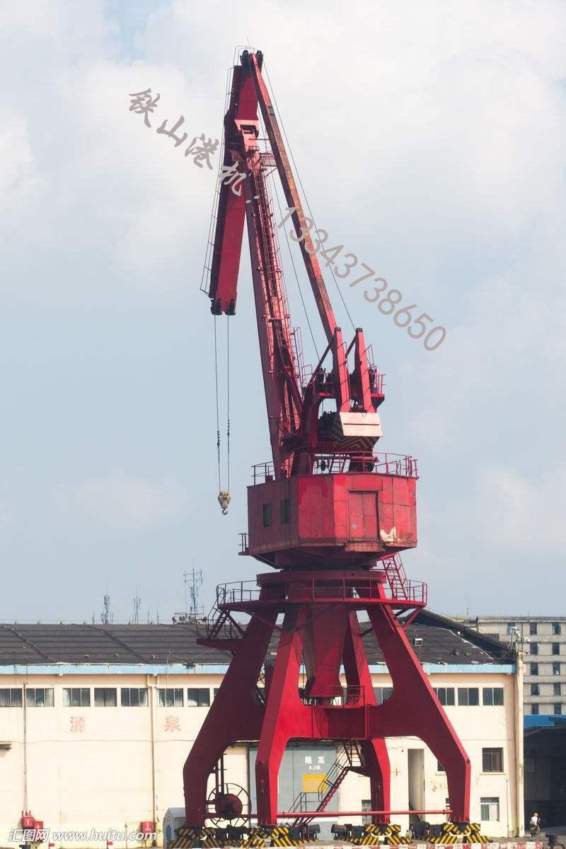 廣東深圳門(mén)座式起重機廠(chǎng)家起重機的主要特點(diǎn)