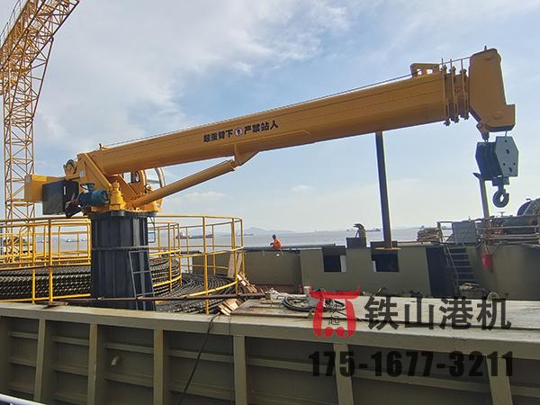 山東濟寧甲板起重機廠(chǎng)家甲板起重機精密制造