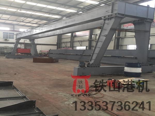 湖南岳陽(yáng)船用起重機廠(chǎng)家 極端海況下設備應急操作與控制技巧